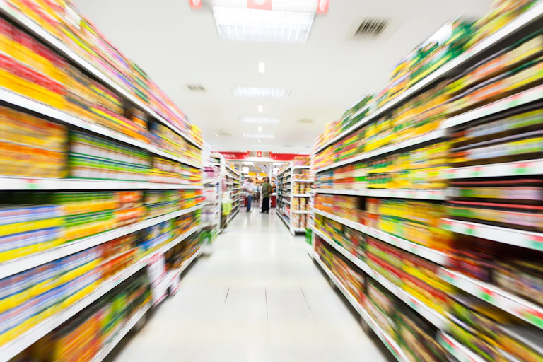 Blur of supermarket shelves