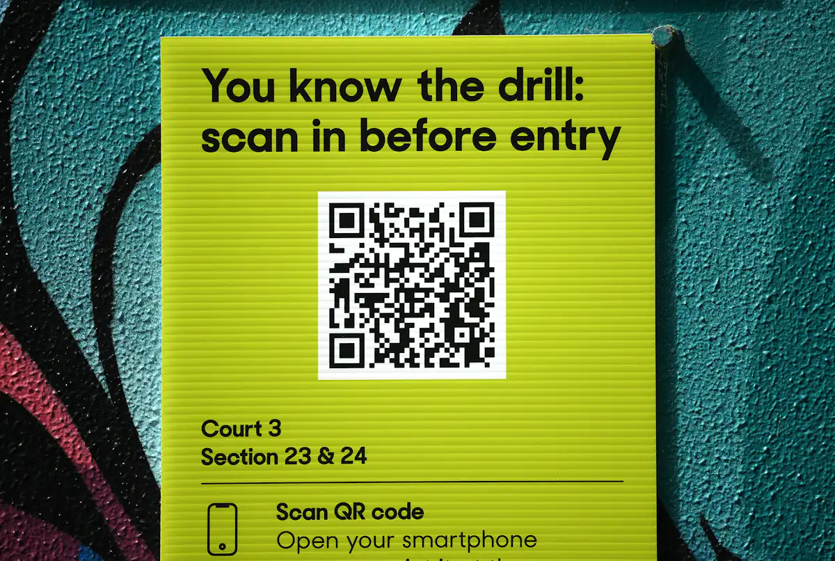 Australia has all but abandoned the COVIDSafe app in favour of QR codes ...