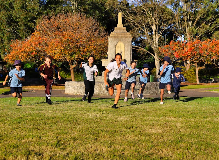 4 reasons schools should let students wear sports uniforms every day