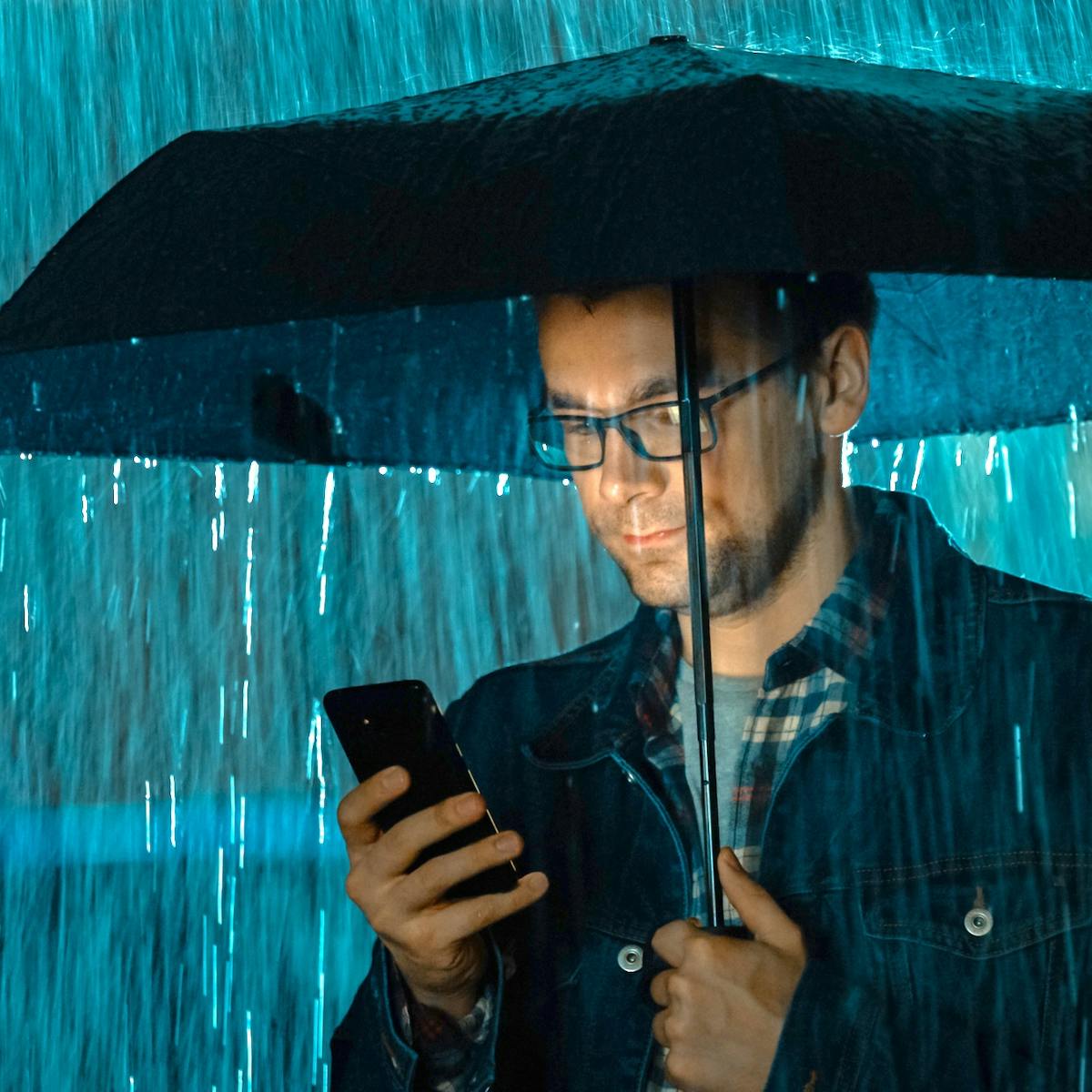 How rain, wind, heat and other heavy weather can affect your internet  connection