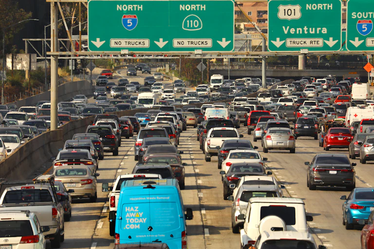 Highway with eight lanes full of traffic
