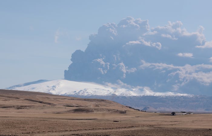 El papel de los volcanes en los cambios climáticos y las grandes extinciones