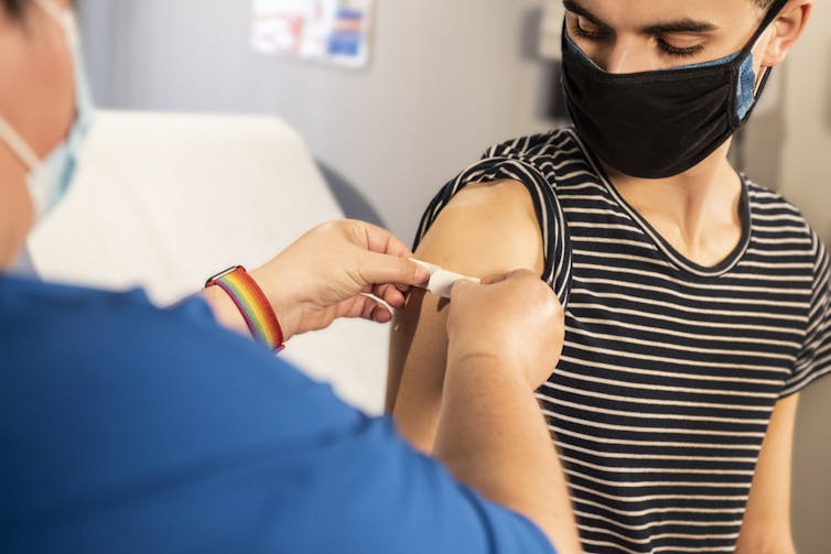 How can younger Australians decide about the AstraZeneca vaccine? A GP explains