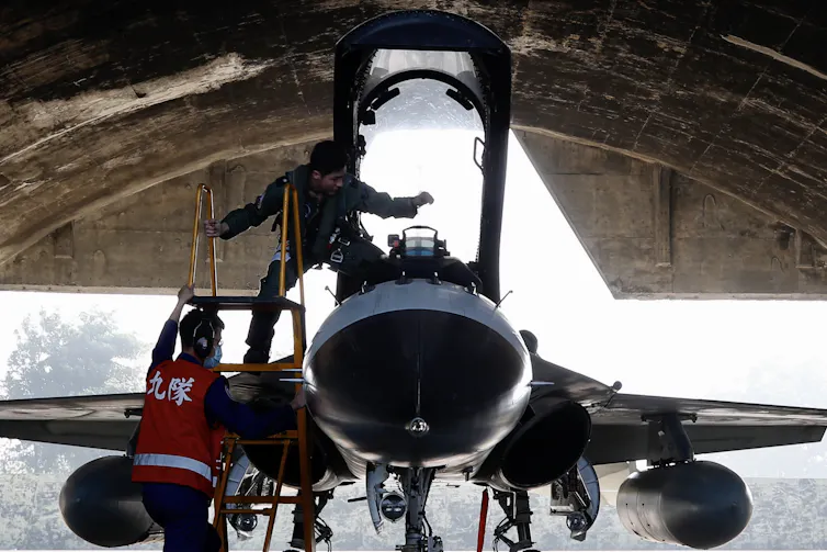 Taiwanese Air Force personnel conduct a drill.