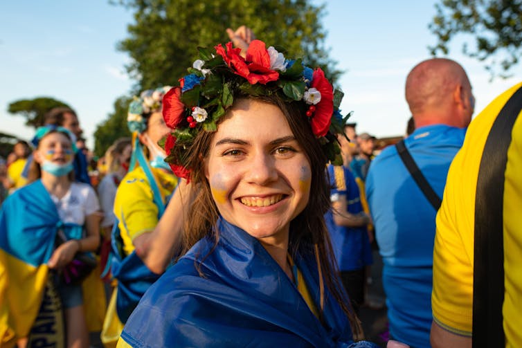 https://www.alamy.com/rome-italy-3rd-july-2021-ukrainian-and-english-fans-outside-the-stadio-olimpico-cheering-and-praising-together-before-the-ukraine-england-match-valid-for-the-quarterfinals-of-uefa-euro-2020-marcello-valeri-alamy-live-news-image434127