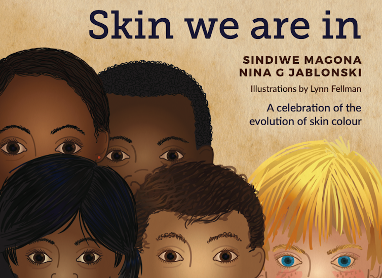Uma capa de livro com as palavras 'Skin we are in', uma ilustração de cinco jovens, cada um com um tom de pele diferente.