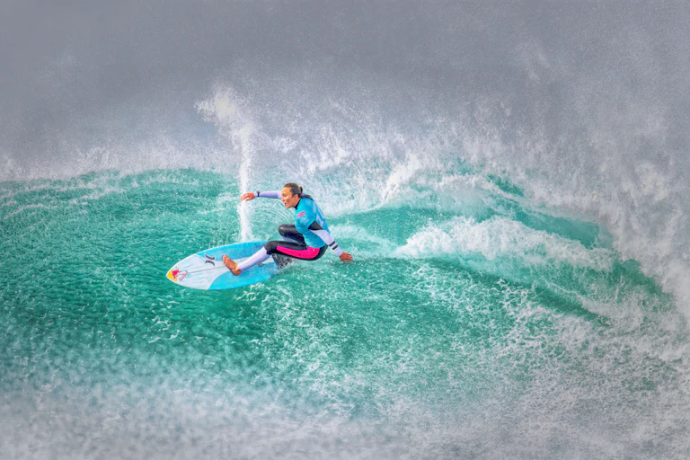 Carissa Moore surfing