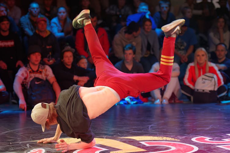 Breakdancer competing