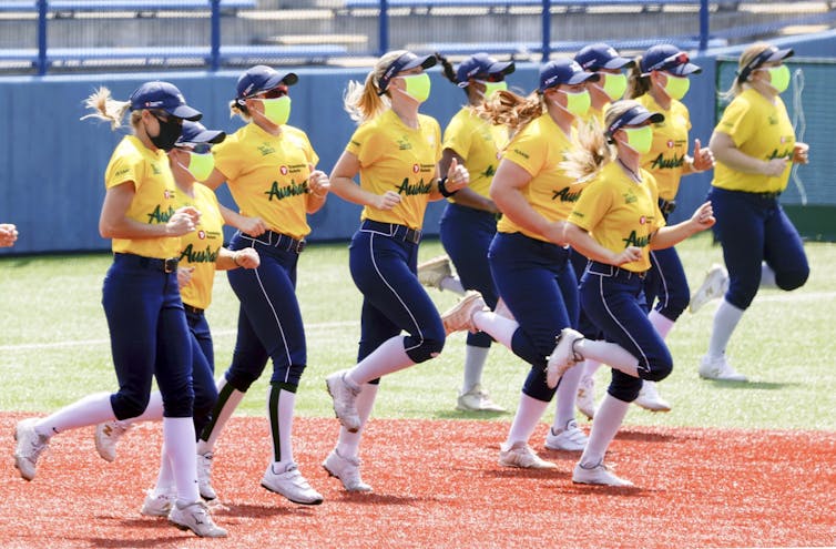 Australian women's softball team train in Japan.