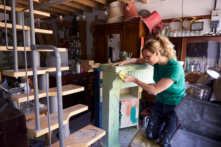 Dans un atelier d'upcyling