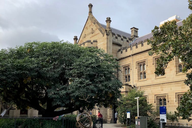 Front of University of Melbourne Old Quad building