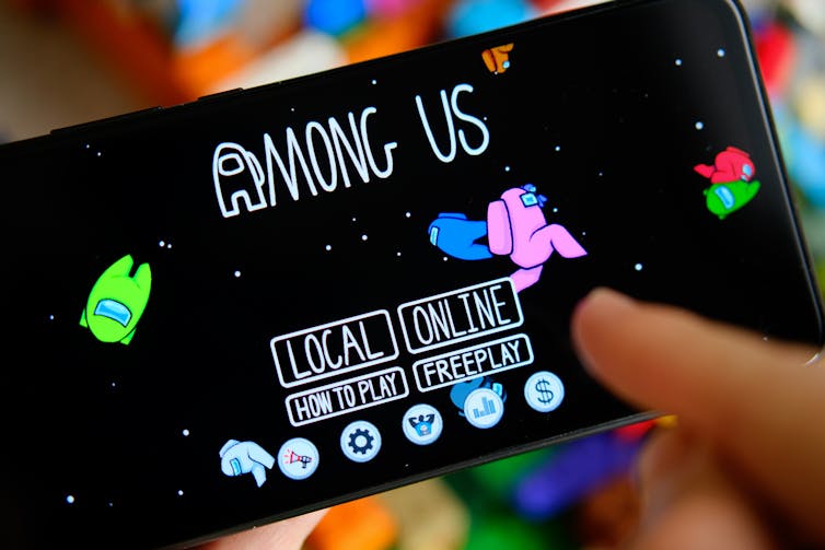 Among US game on mobile phone