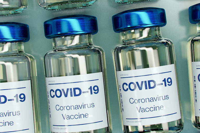 Viales de vacuna contra la covid-19
