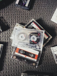 how does music get onto a cassette tape?