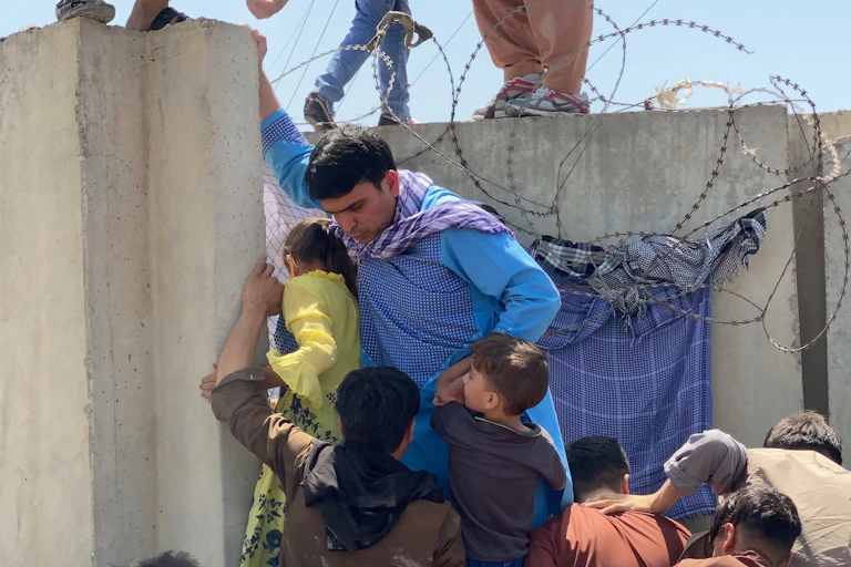 Afghans trying to enter Kabul airport