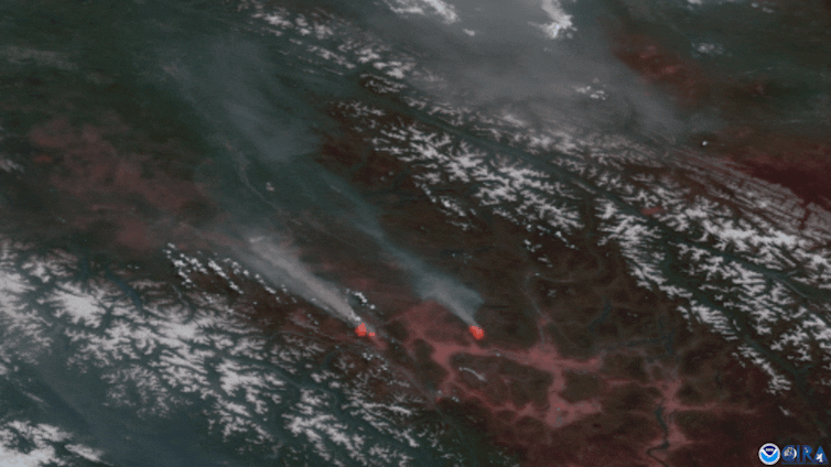 Short animation of satellite imagery of smoke and wildfires generating lightning.