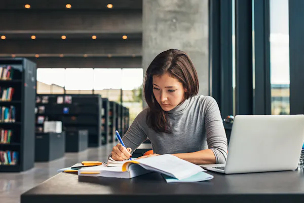 Up to 80% of uni students don’t read their assigned readings. Here are ...