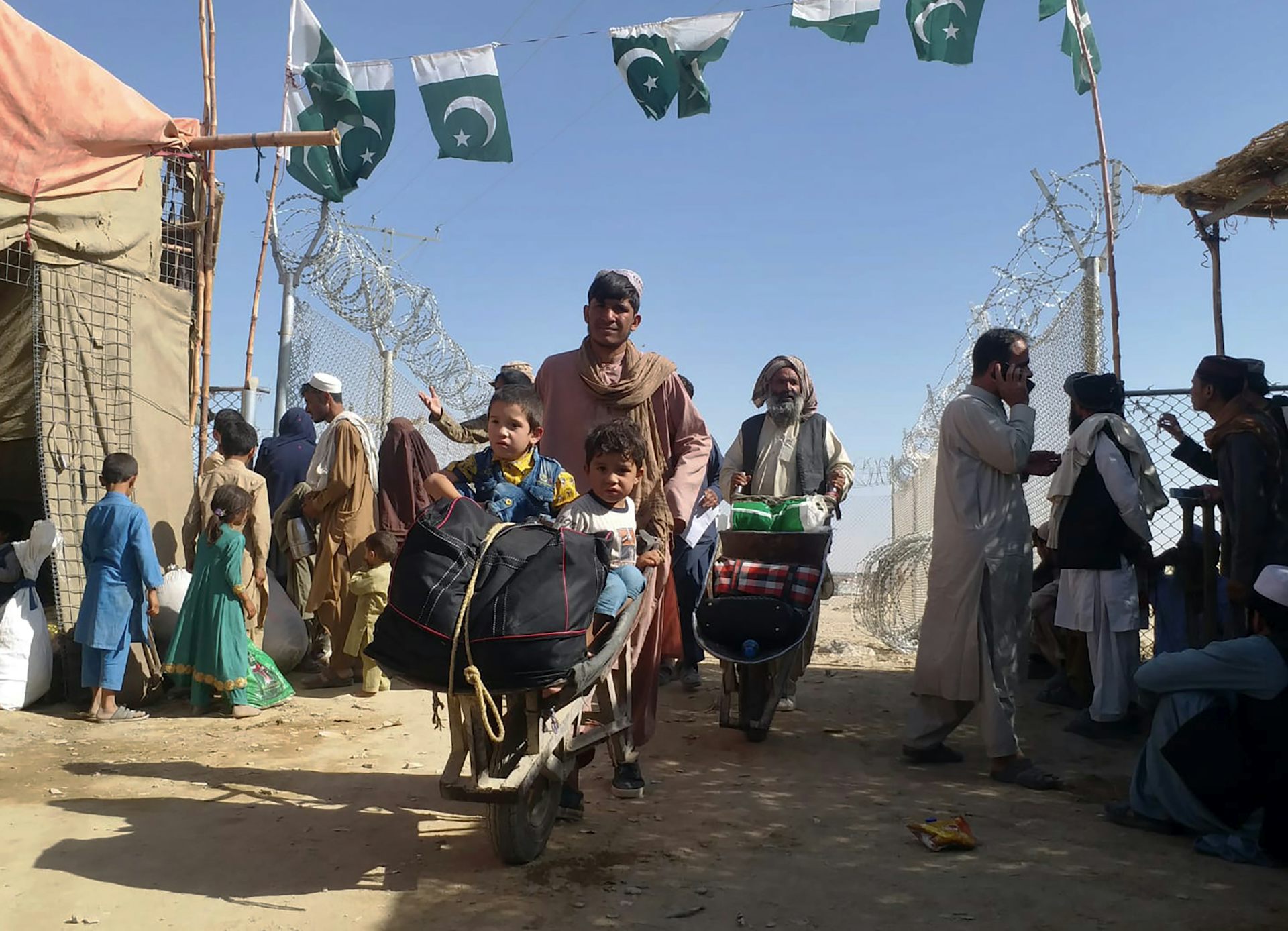 How Pakistan stands to gain — or lose — from the Talibans victory in Afghanistan pic