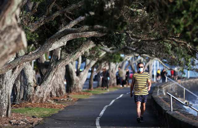 Man jogging during New Zealand's lockdown