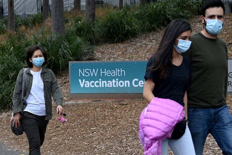 People line up at a Sydney vaccination hub.