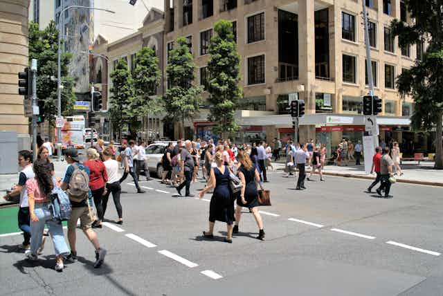 pedestrians crossing scity streets
