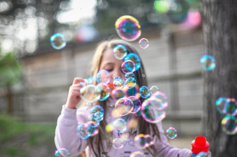 Comment faire des bulles de savon pour vos enfants