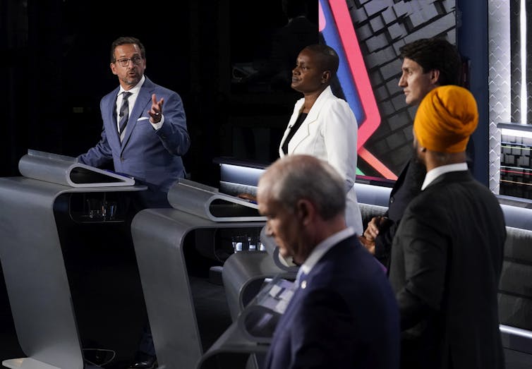 Les cinq chefs de partis fédéraux discutent lors d’un débat