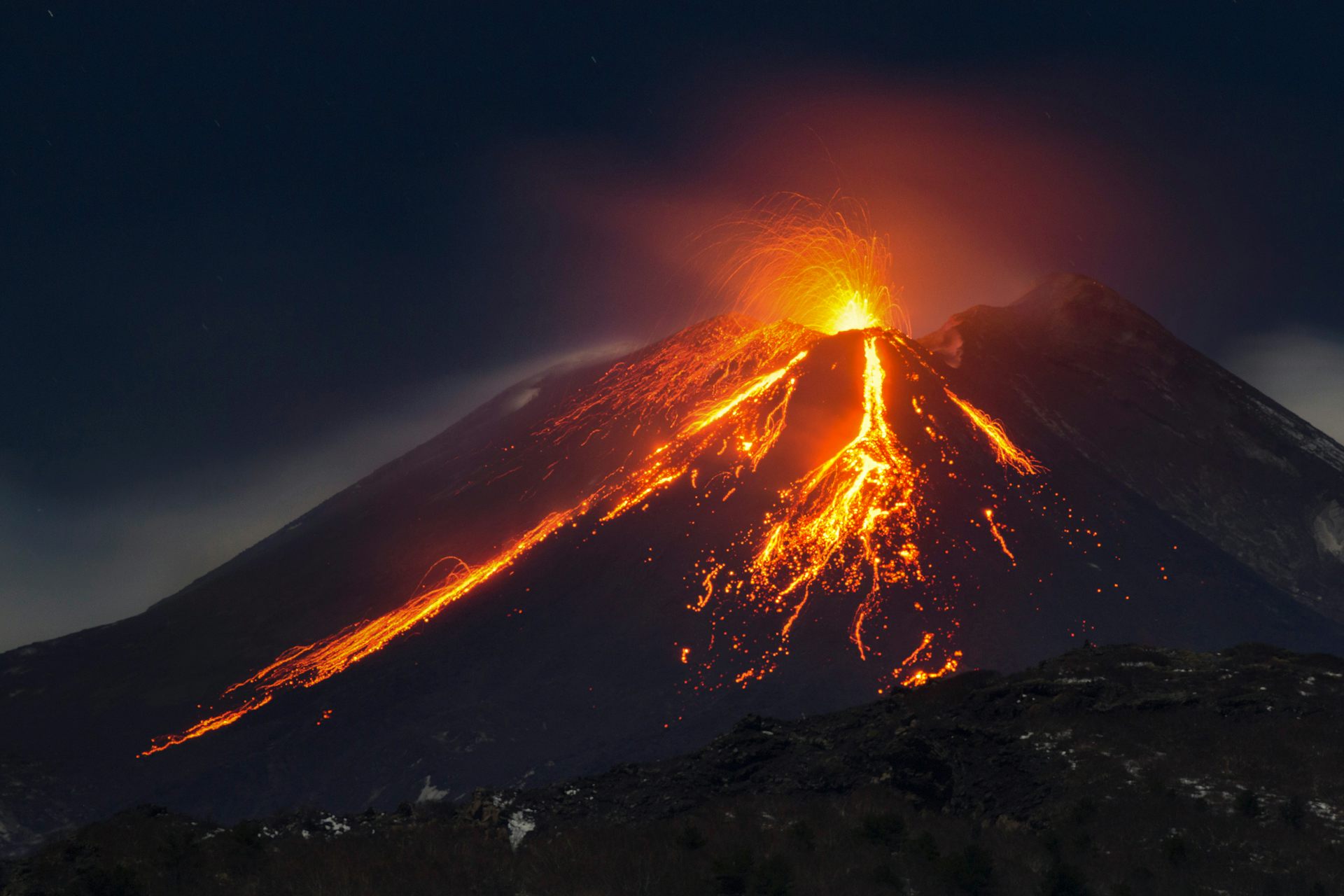 Como Hacer Un Volcán En Erupción - Basecampdiy