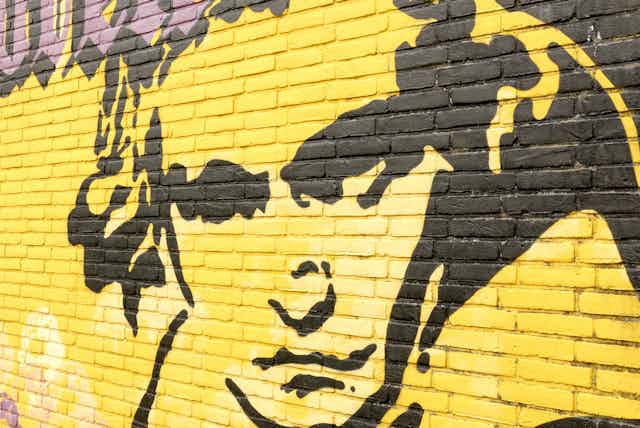 Graffiti of Beethoven on a yellow wall