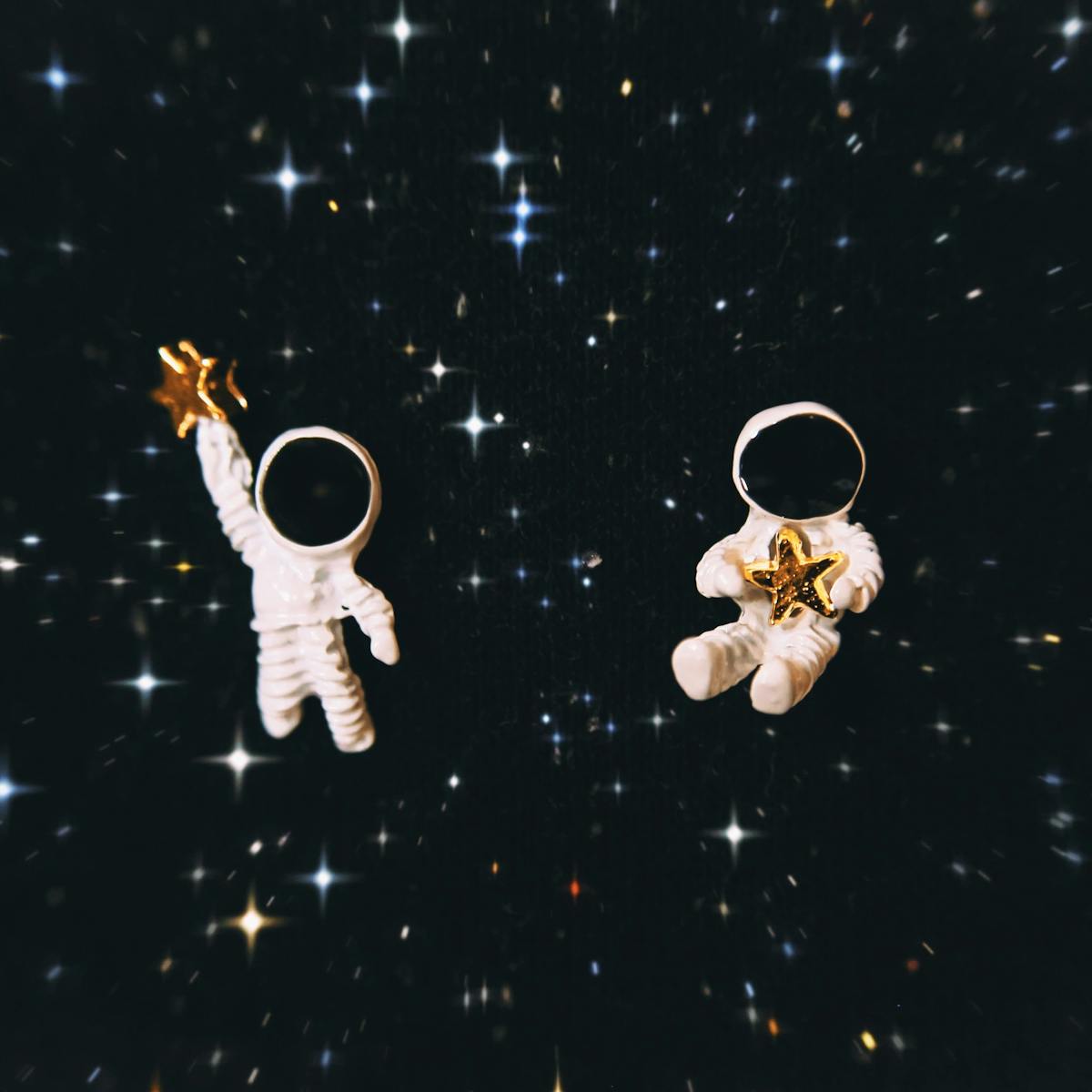 D Amour Et De Fusee Comment Avoir Des Relations Sexuelles Dans L Espace Et Assurer Ainsi La Survie Et Le Bien Etre De L Humanite D Amour Et De Fusee Comment Avoir Des Relations Sexuelles Dans L Espace Et Assurer Ainsi La Survie Et Le Bien Etre De L Humanite