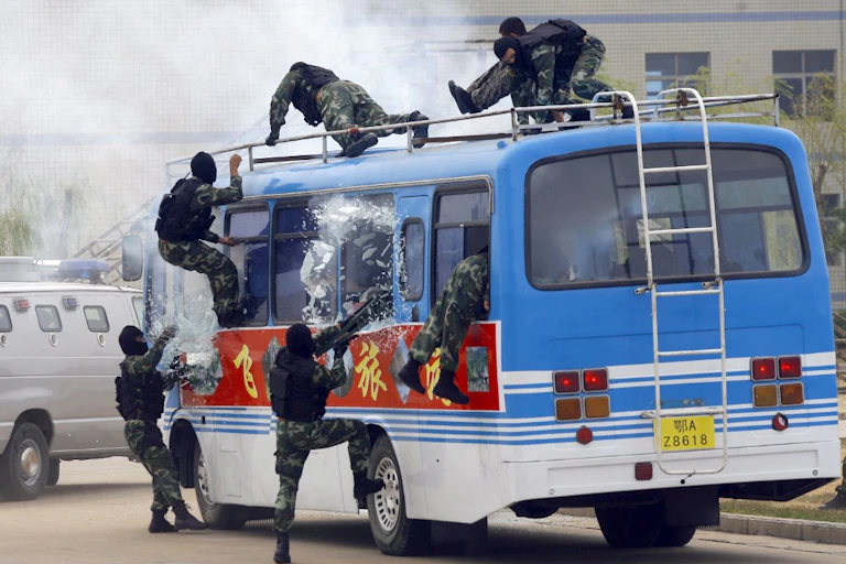 Entraînement des forces anti-terroristes chinoises