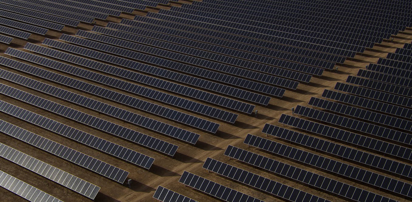 Indonesia bisa panen listrik besar-besaran dari 10 miliar panel surya, berikut tempat ideal untuk memasangnya