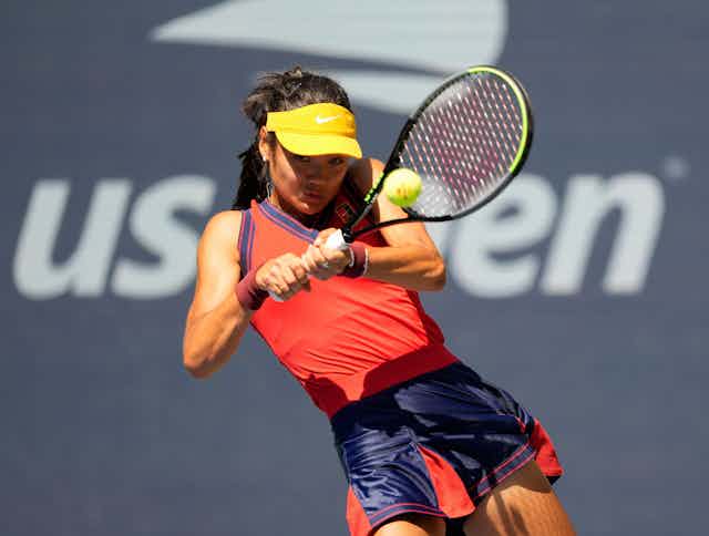 Emma Radacanu plays tennis
