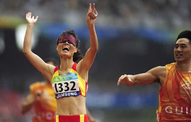 La sprinteuse chinoise Wu Chunmiao laisse éclater sa joie à sa victoire au 100 au jeux paralympiques de 2008.