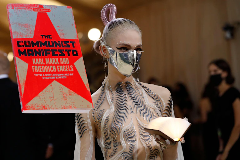 The Communist manifesto and Grimes