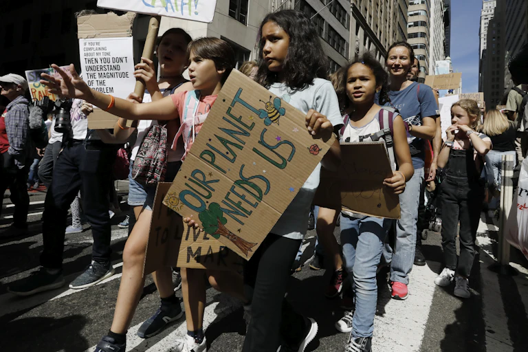 Children protest against the climate crisis