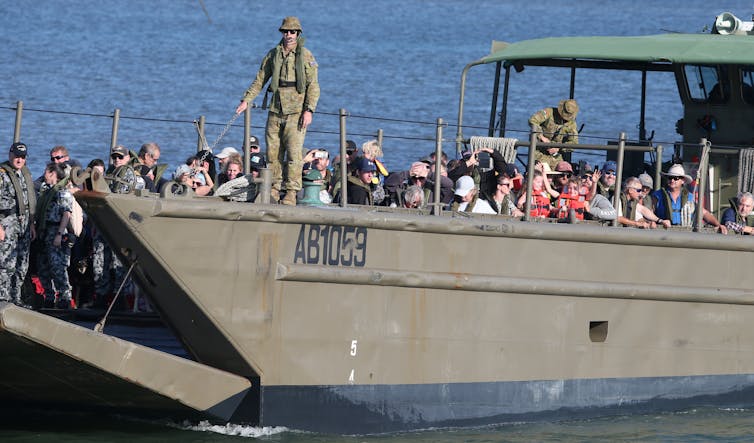 Evacuees from Mallacoota during the bushfires.
