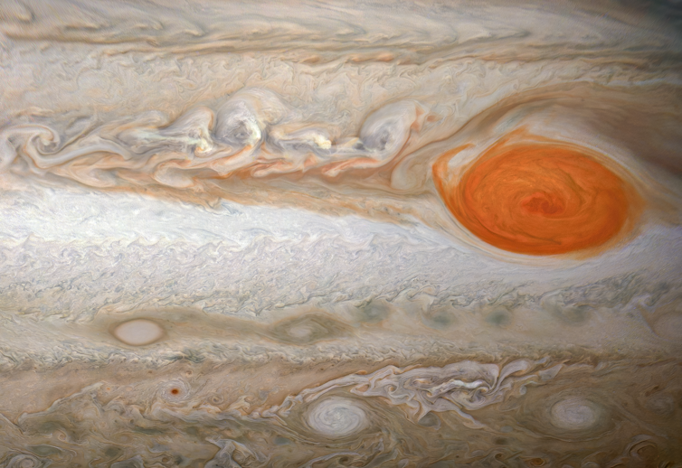 Image of the red spot.