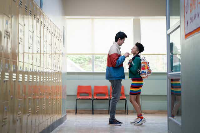 School Ki Ladki Ki Sex Movie - Netflix's Sex Education is doing sex education better than most schools