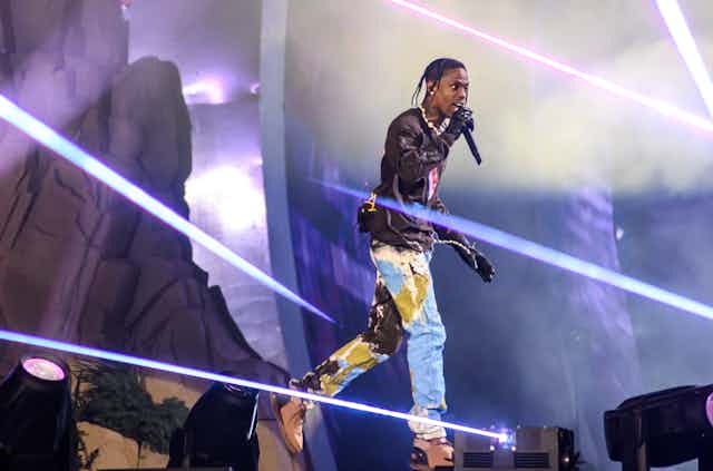 Travis Scott Coachella Curfew Fine $20k Explained How Long Are Travis Scott Concerts