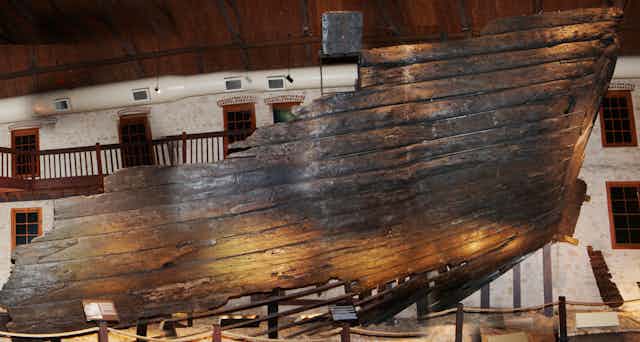 Batavia' ship exterior oak planking