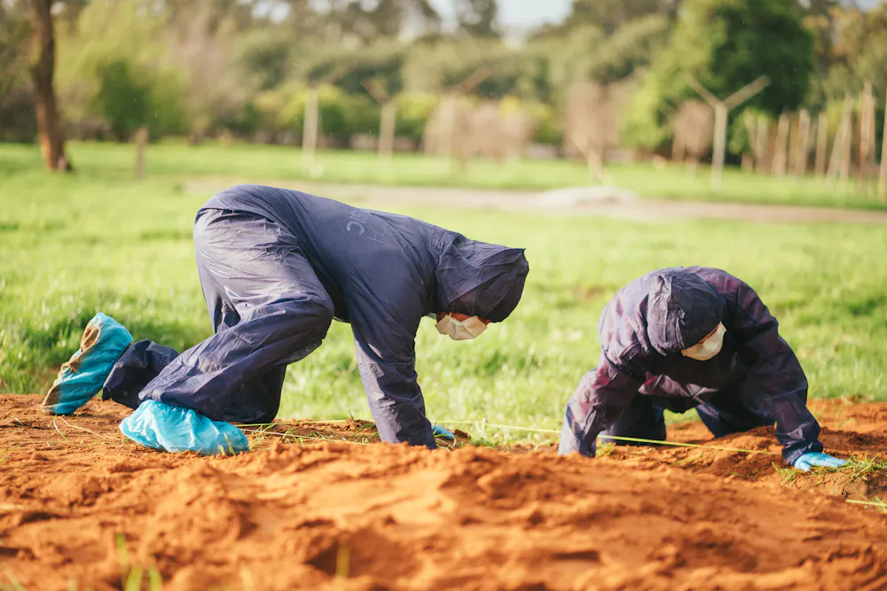 How do police forensic scientists investigate a case? A clandestine gravesite recovery expert explains