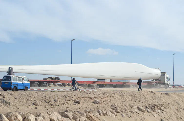 Large wind turbine on a long truck