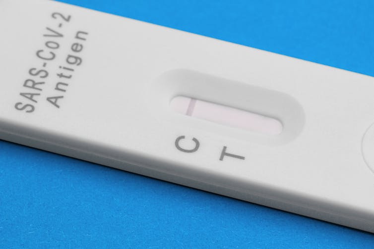 SARS-CoV-2 rapid antigen test device