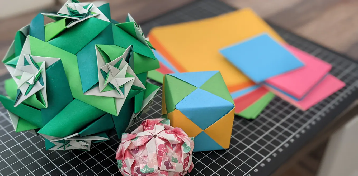 Sonobe Pyramid Learn how to make a sonobe unit in origami – and unlock a world of ...
