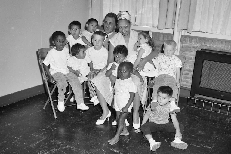 Josephine Baker and her husband with their ten children.