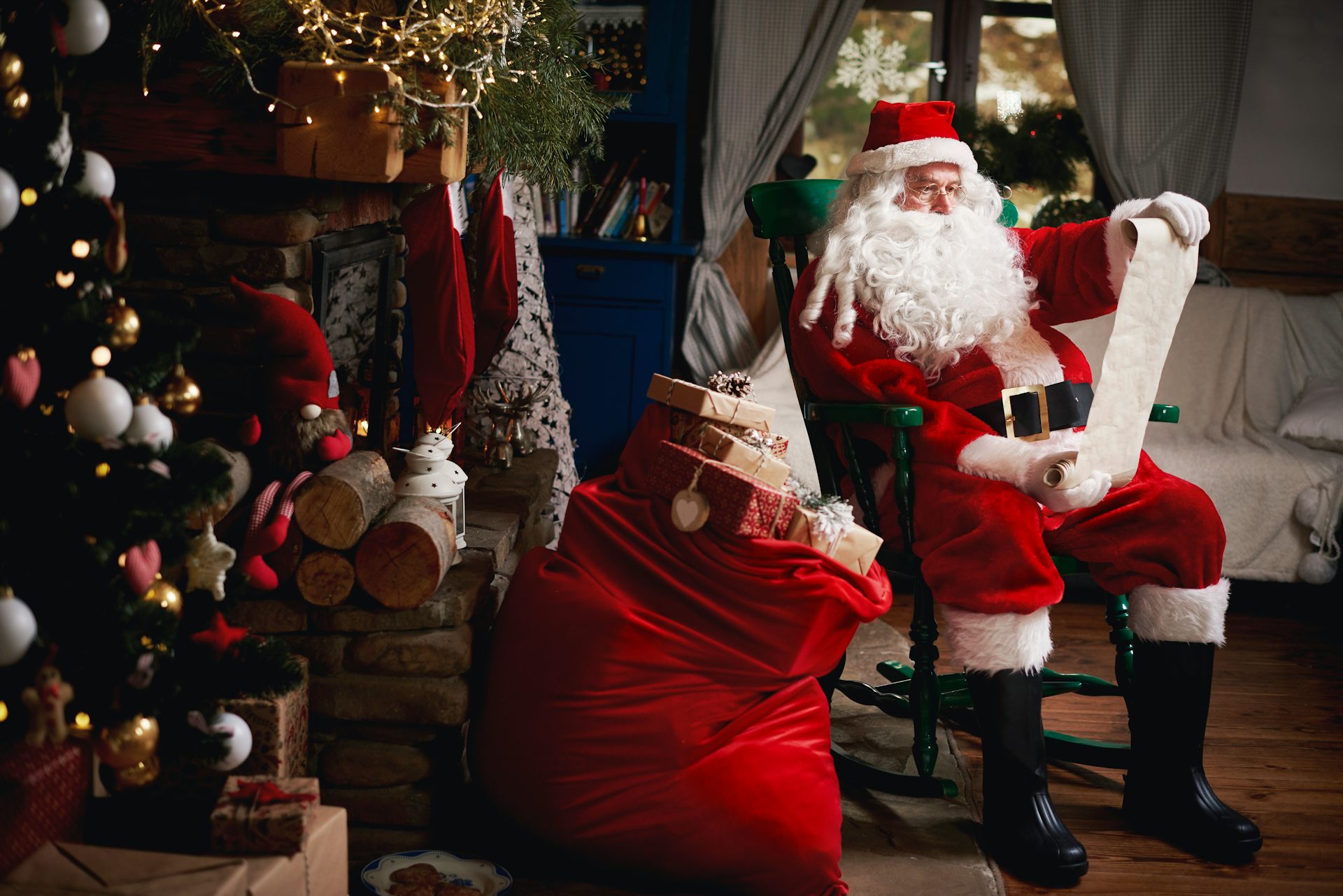 How Christmas became an American holiday tradition with a Santa