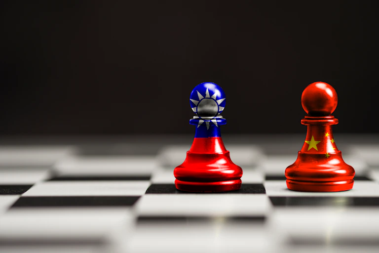 Chessboard with two pawns representing PRC and Taiwan.