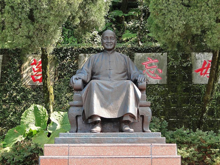 Chiang Kai-shek statue in Taipei.