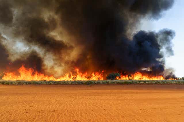 Pilbara landscape burning